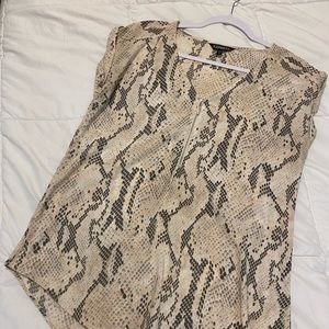 Express snake print tee